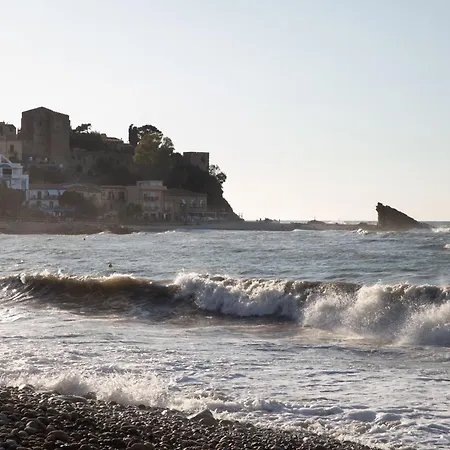 Tusa Bay Castel di Tusa